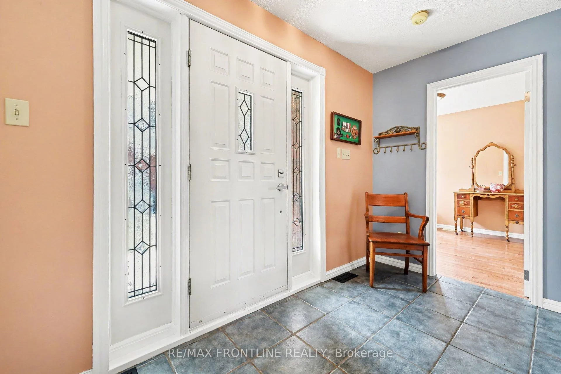 Photo 6 of 1047 Country Lane, Frontenac, Frontenac Centre — HOMEH