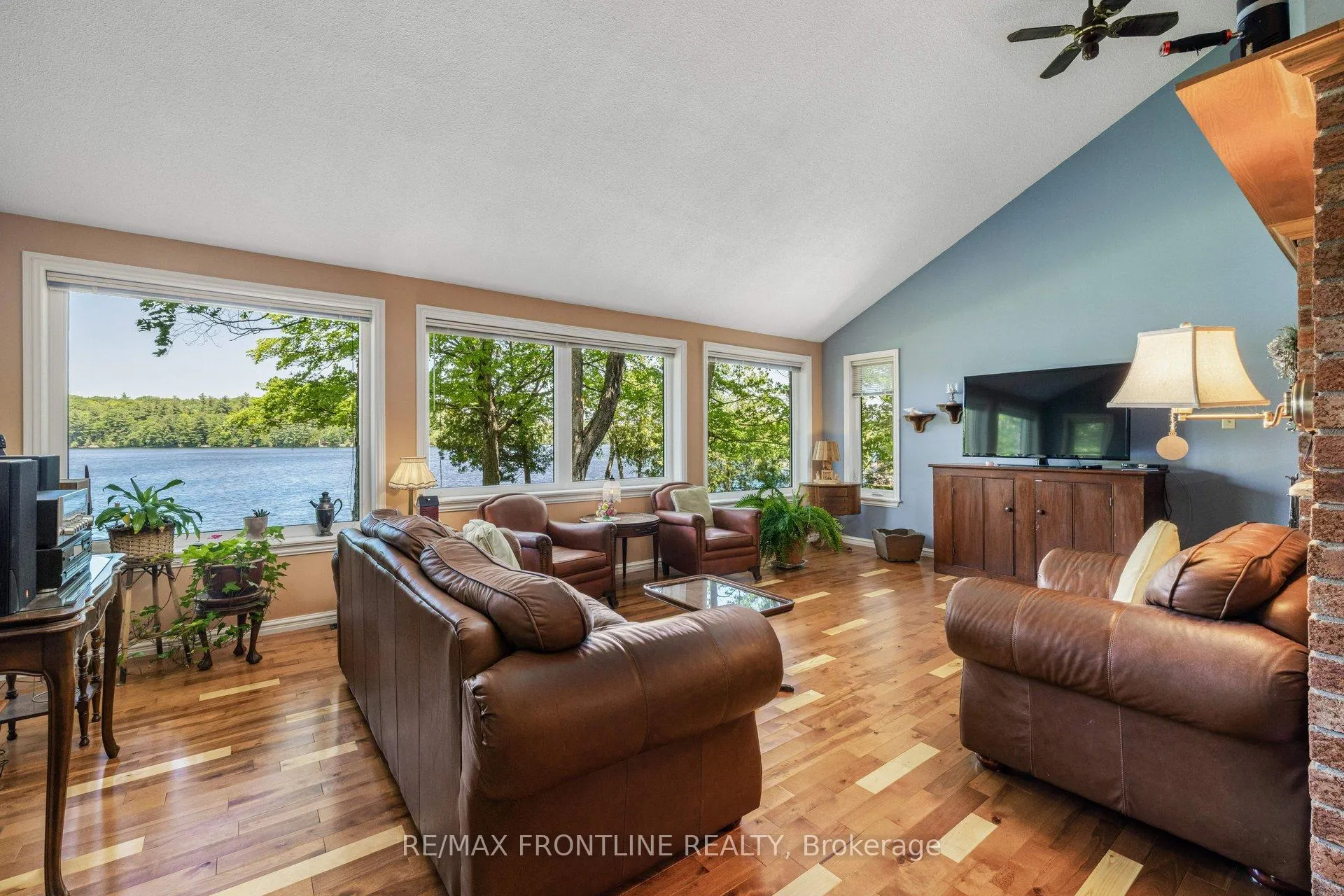 Photo 12 of 1047 Country Lane, Frontenac, Frontenac Centre — HOMEH