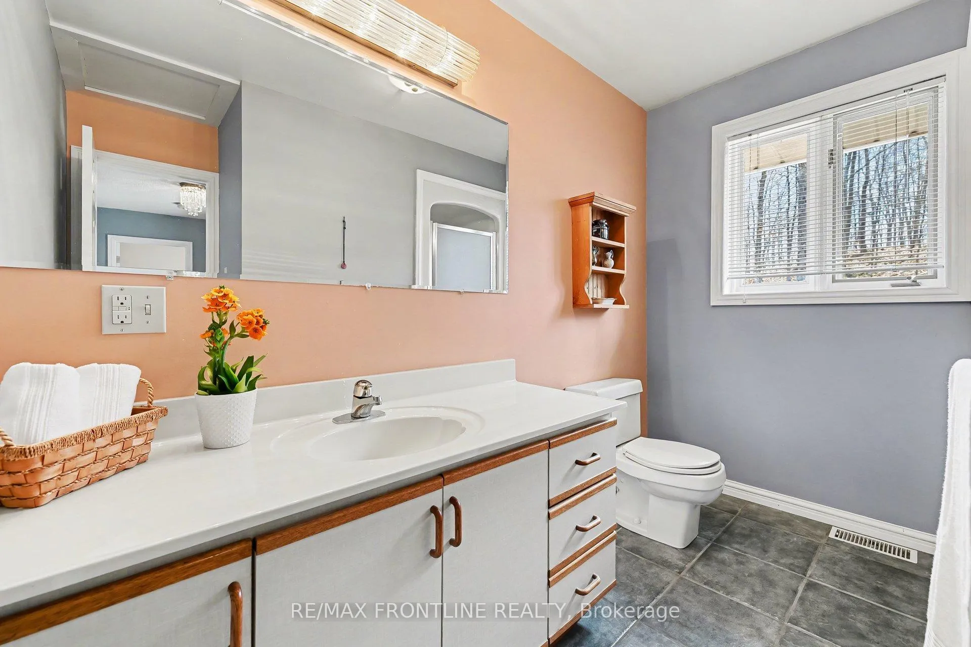Photo 20 of 1047 Country Lane, Frontenac, Frontenac Centre — HOMEH