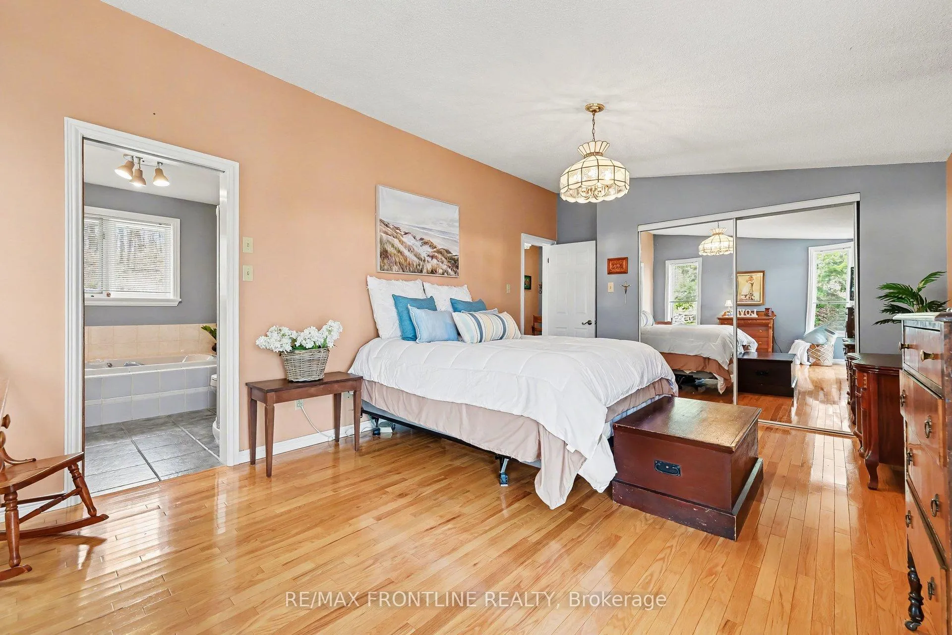 Photo 23 of 1047 Country Lane, Frontenac, Frontenac Centre — HOMEH