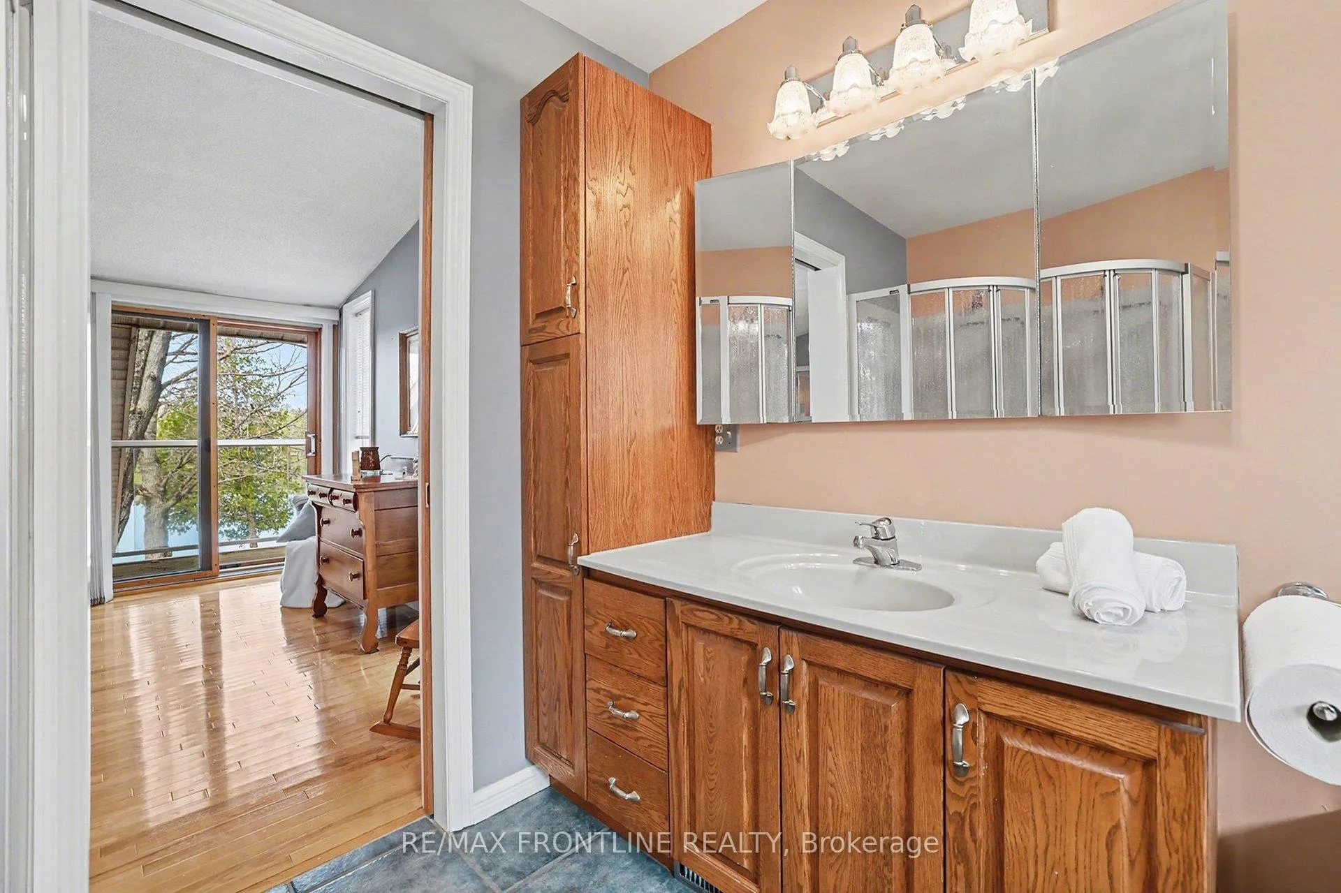 Photo 28 of 1047 Country Lane, Frontenac, Frontenac Centre — HOMEH