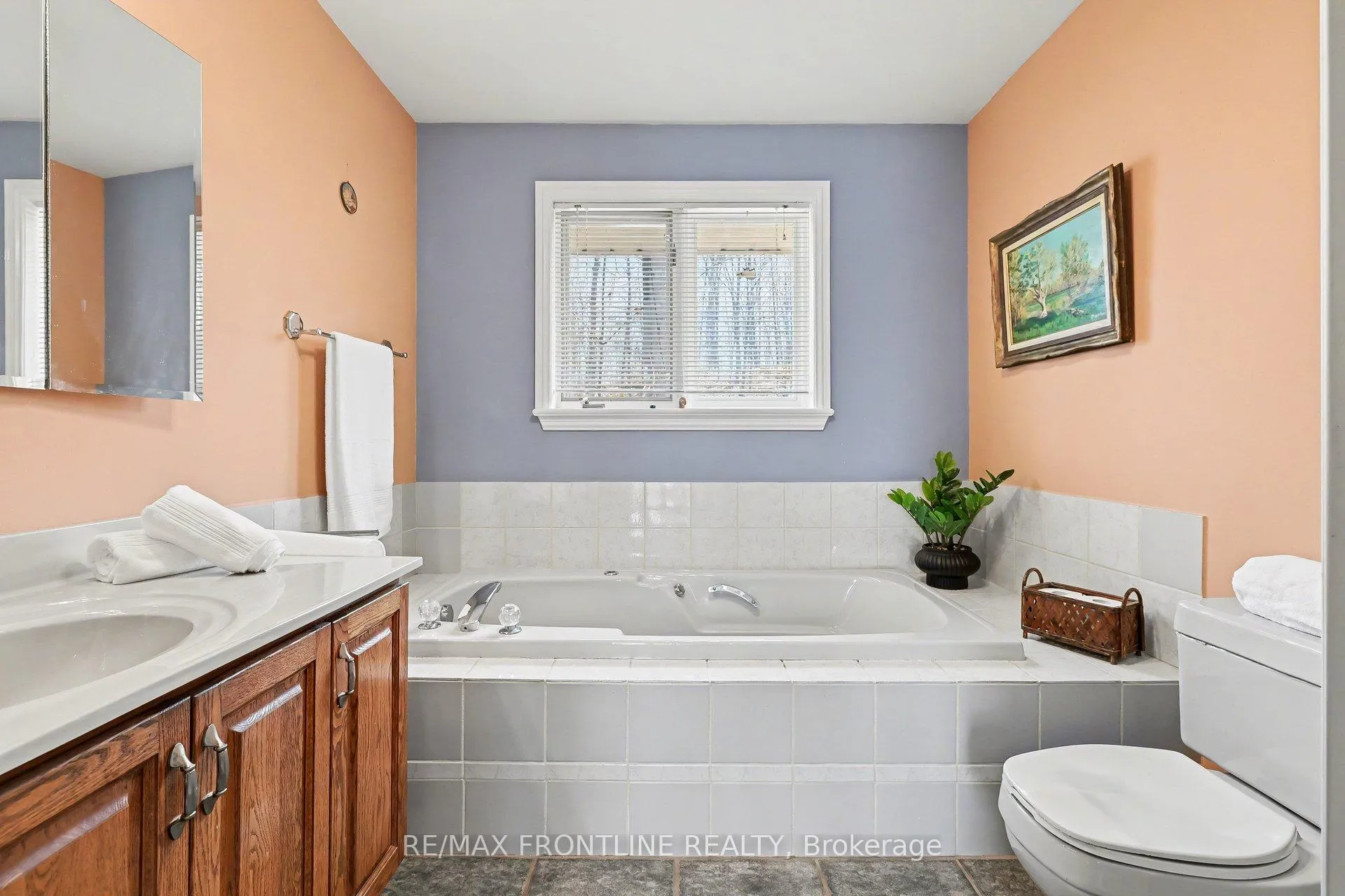 Photo 29 of 1047 Country Lane, Frontenac, Frontenac Centre — HOMEH