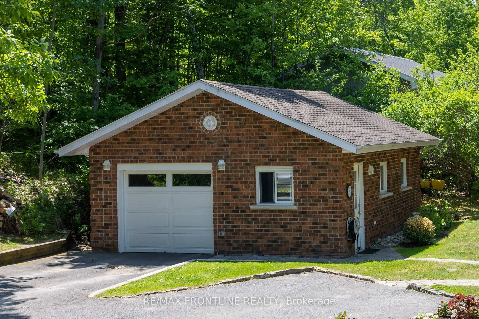 Photo 38 of 1047 Country Lane, Frontenac, Frontenac Centre — HOMEH