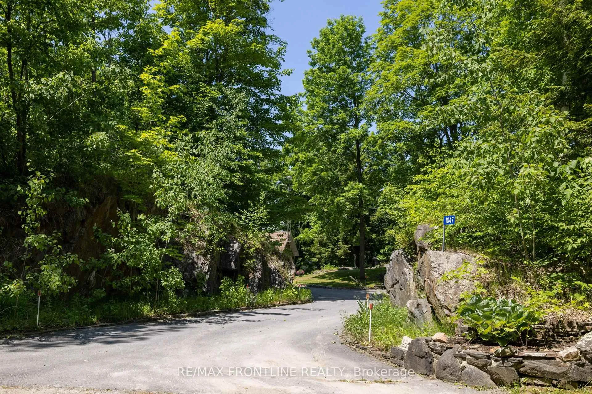 Photo 43 of 1047 Country Lane, Frontenac, Frontenac Centre — HOMEH