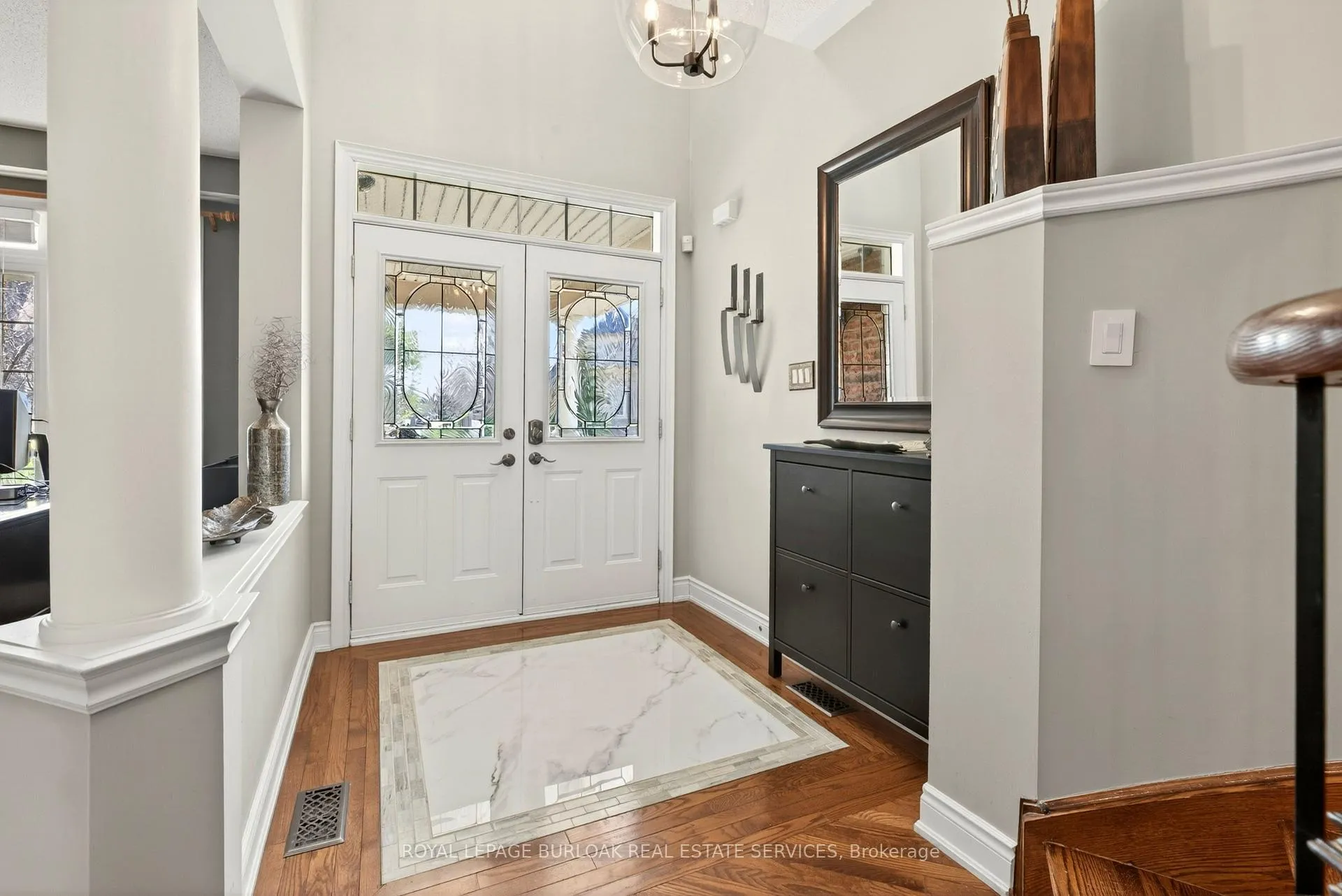 Photo 3 of 283 Turning Leaf Road, Oakville, Bronte — HOMEH