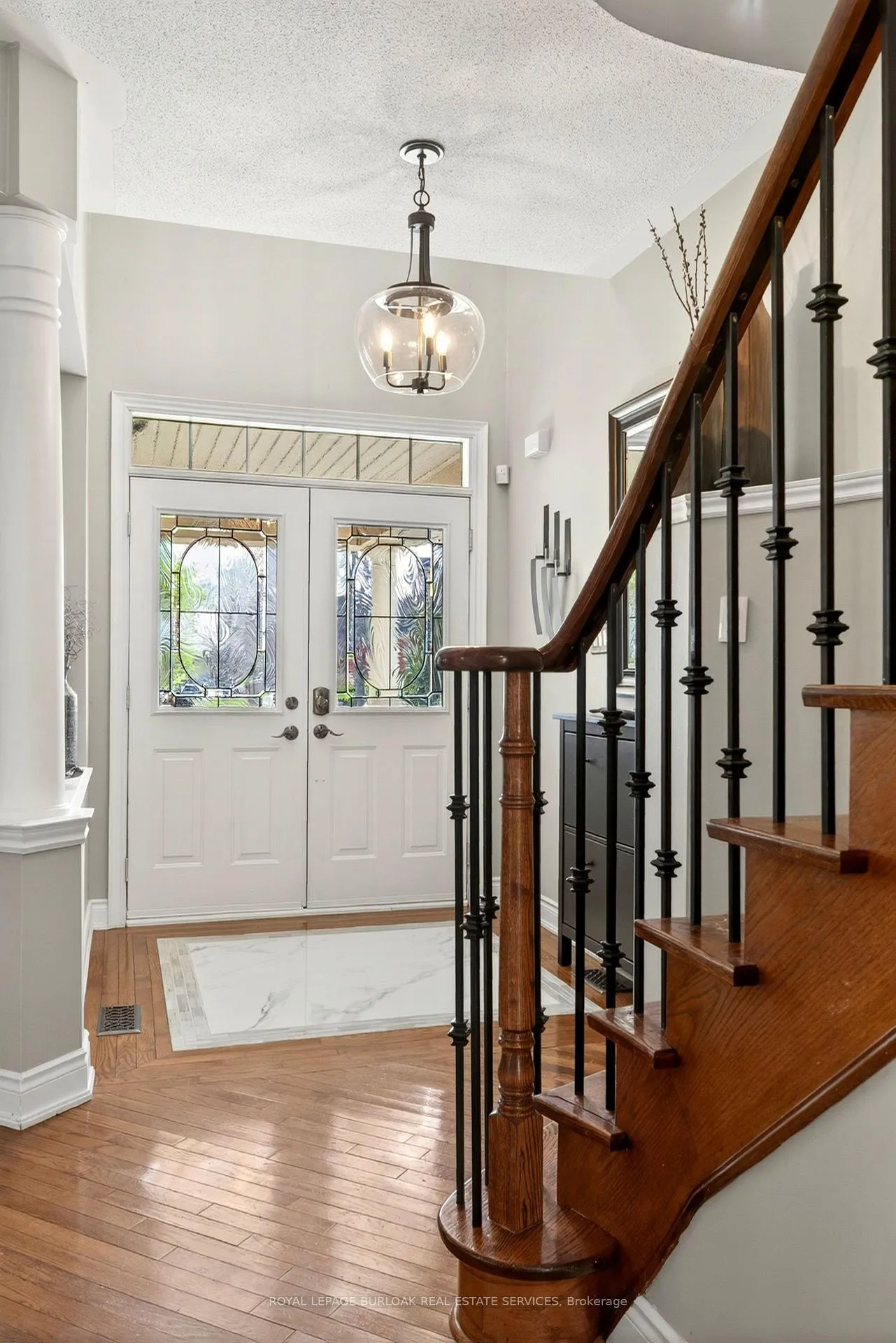 Photo 4 of 283 Turning Leaf Road, Oakville, Bronte — HOMEH
