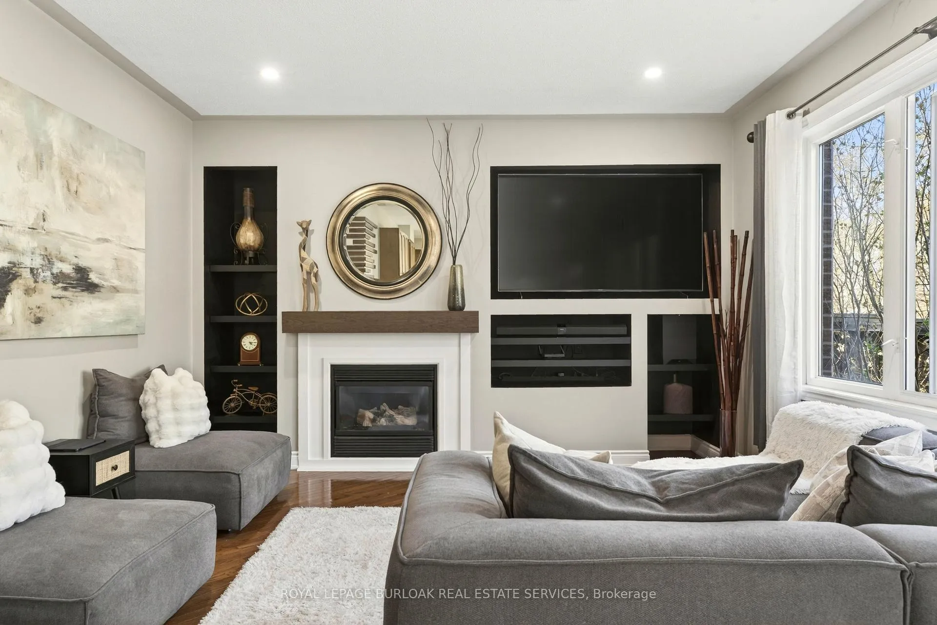 Photo 23 of 283 Turning Leaf Road, Oakville, Bronte — HOMEH