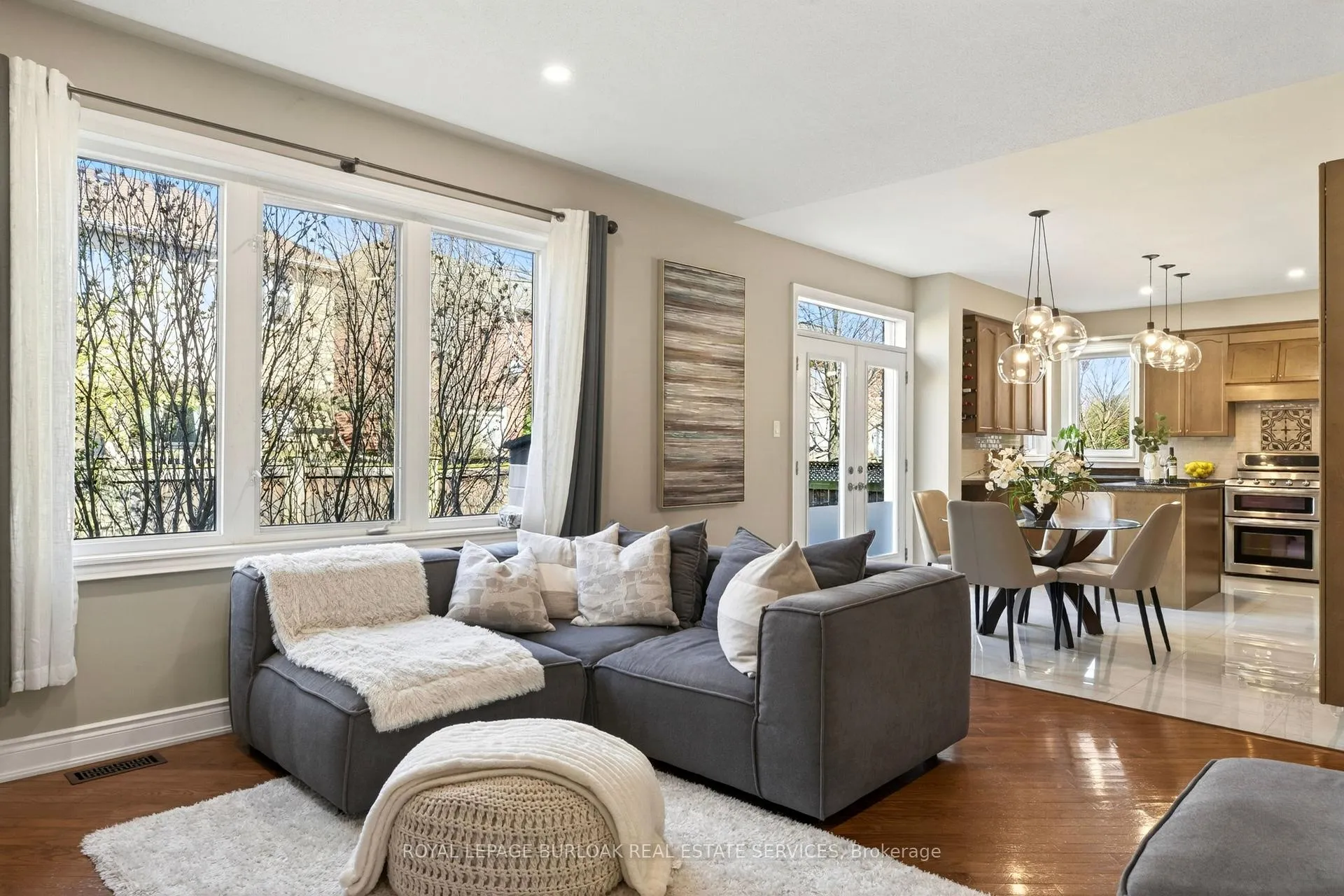 Photo 27 of 283 Turning Leaf Road, Oakville, Bronte — HOMEH