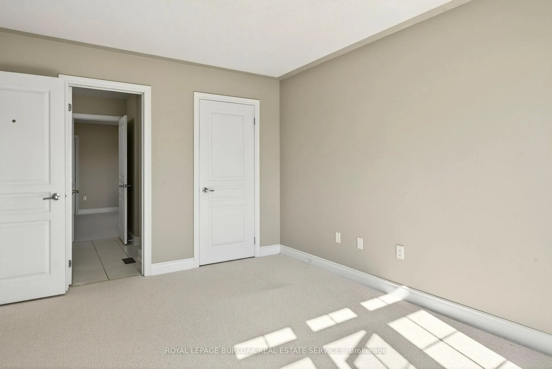 Photo 41 of 283 Turning Leaf Road, Oakville, Bronte — HOMEH