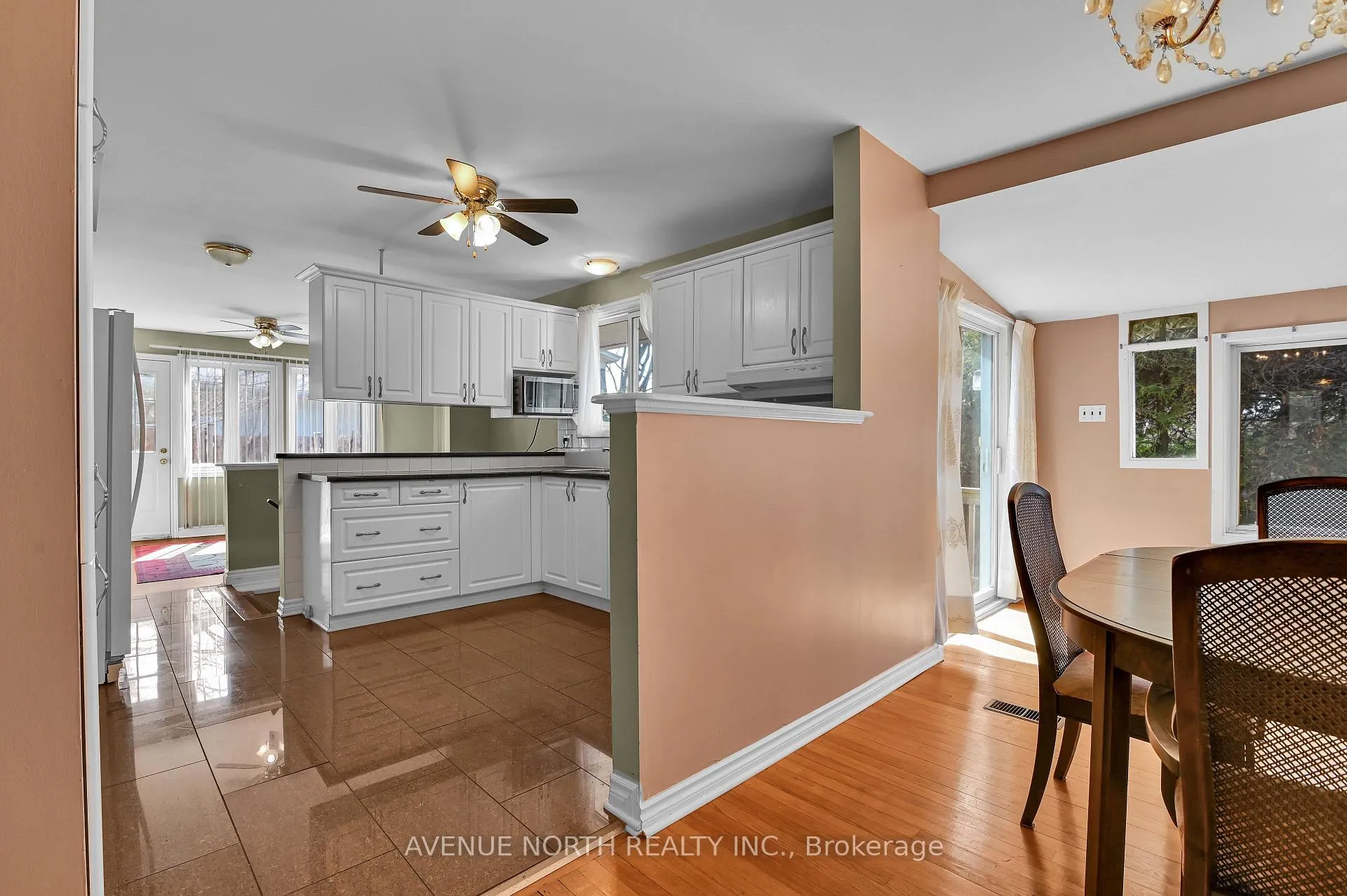 Photo 9 of 980 Wiseman Crescent, Ottawa, Riverside Park — HOMEH