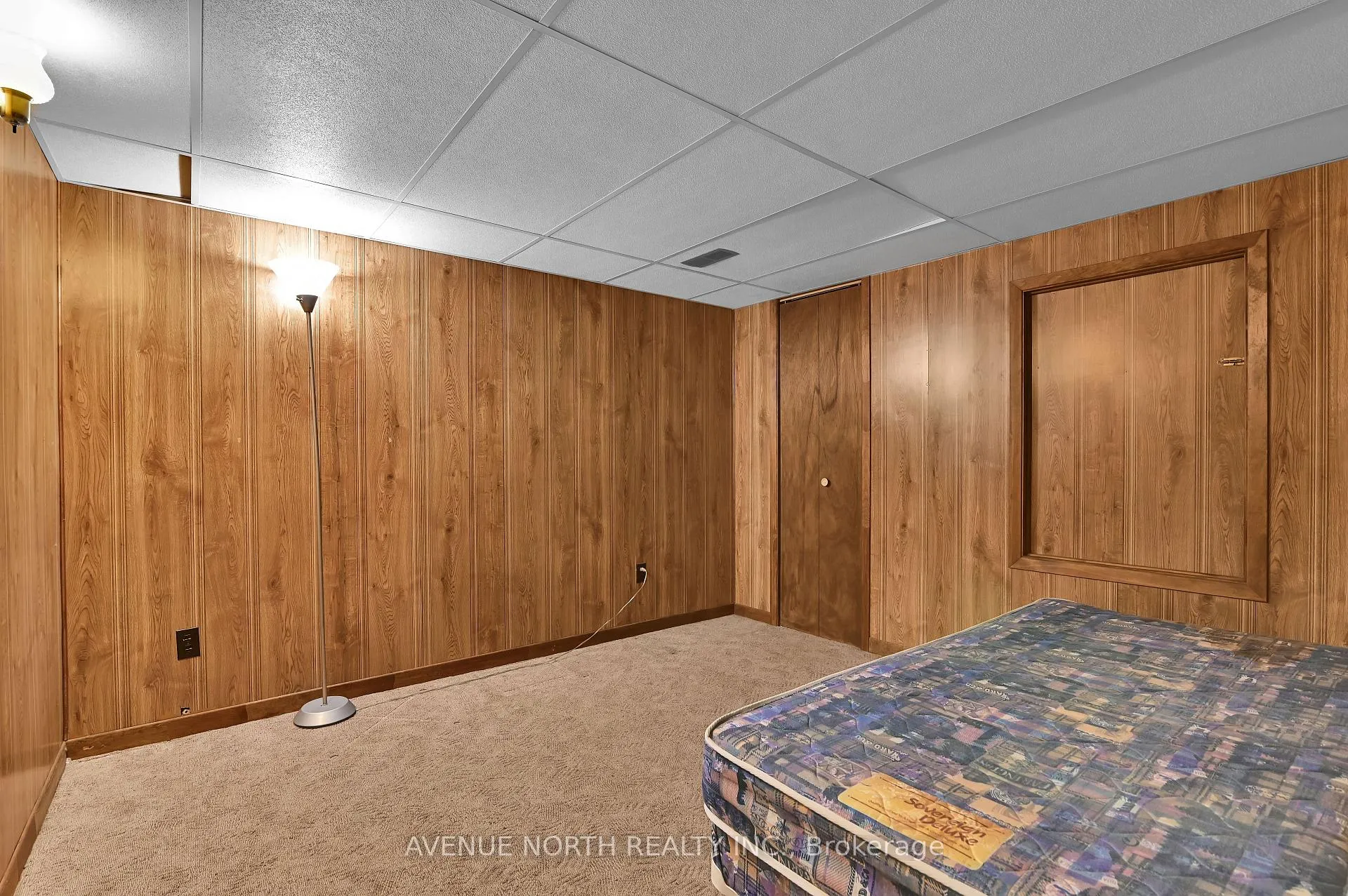 Photo 30 of 980 Wiseman Crescent, Ottawa, Riverside Park — HOMEH