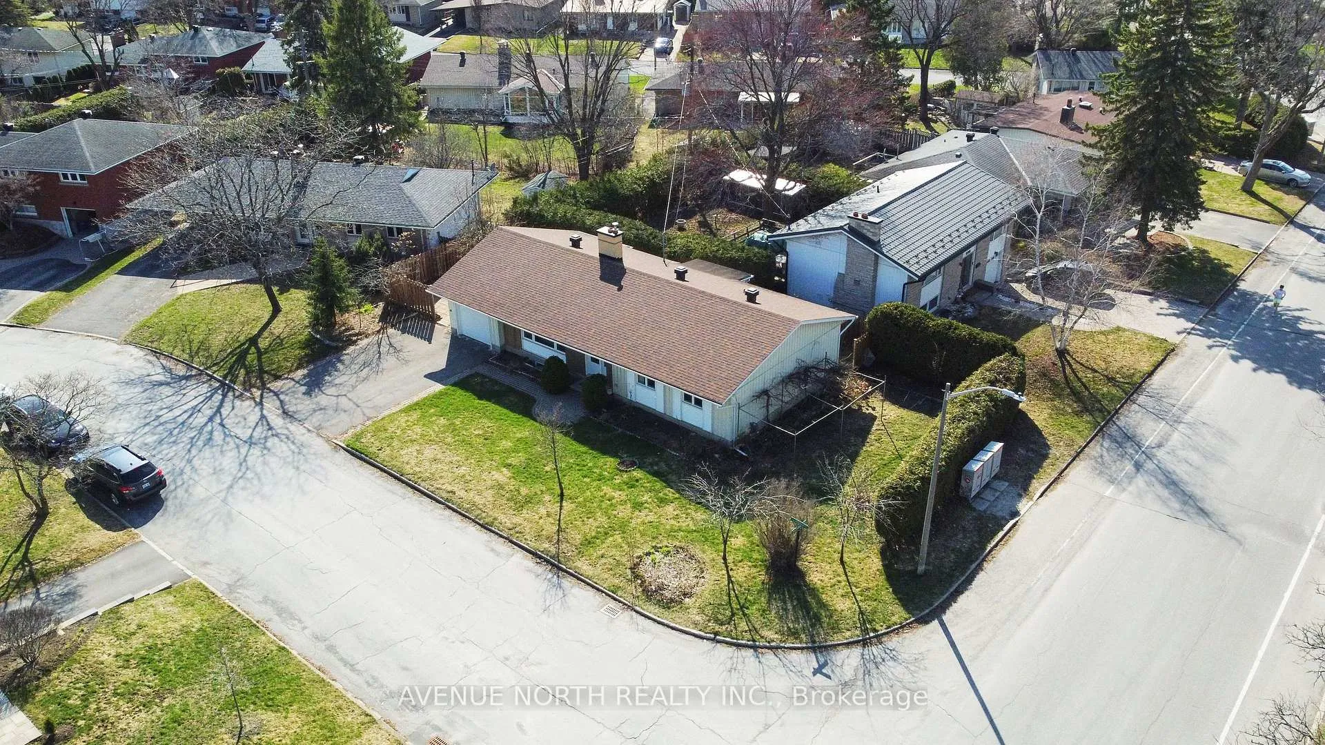 Photo 40 of 980 Wiseman Crescent, Ottawa, Riverside Park — HOMEH