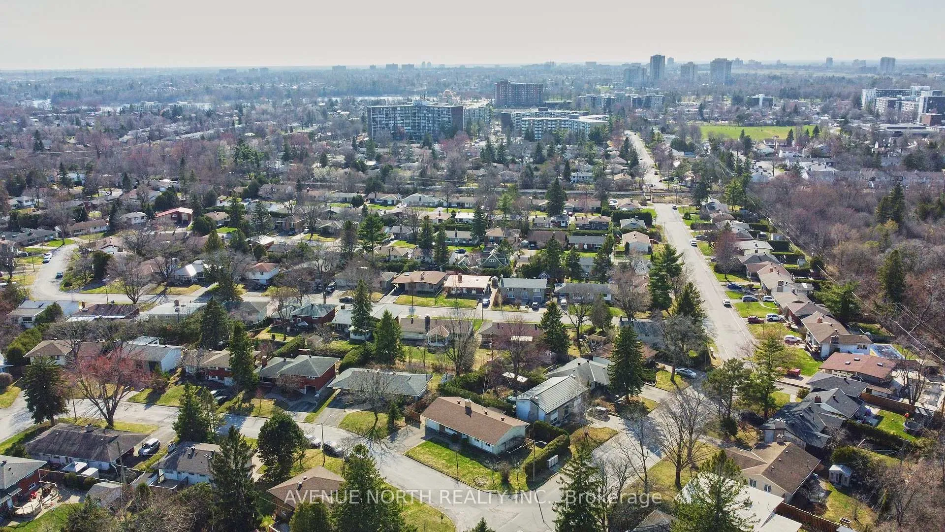 Photo 46 of 980 Wiseman Crescent, Ottawa, Riverside Park — HOMEH