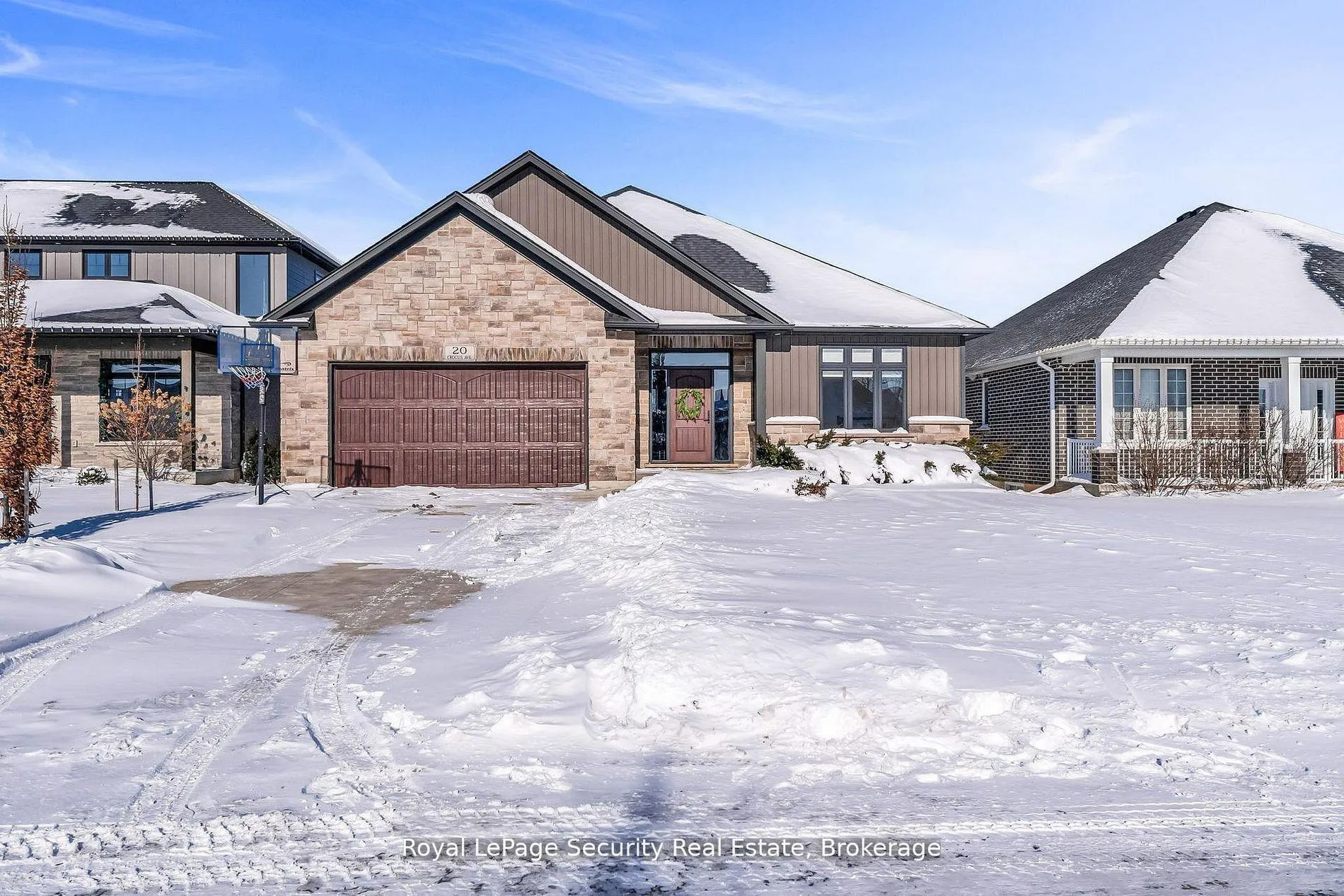 Photo 2 of 20 Crocus Avenue, Tillsonburg — HOMEH