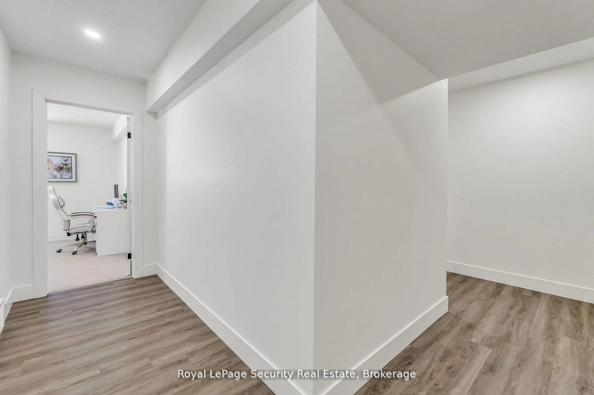 Photo 42 of 20 Crocus Avenue, Tillsonburg — HOMEH