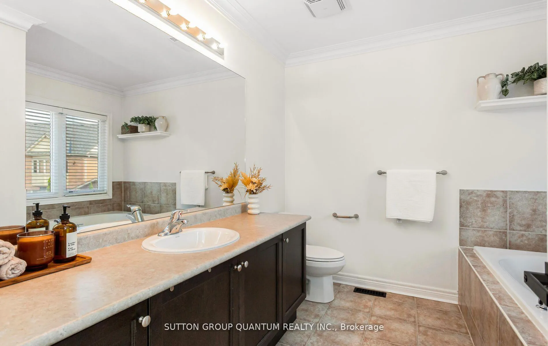 Photo 21 of 161 Mccready Drive, Milton, Scott — HOMEH