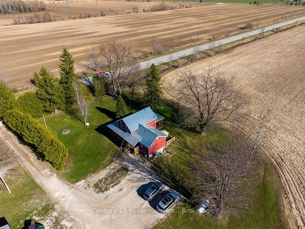 Photo 19 of 1990 3/4 Sunnidale Side Road, Clearview, Stayner — HOMEH