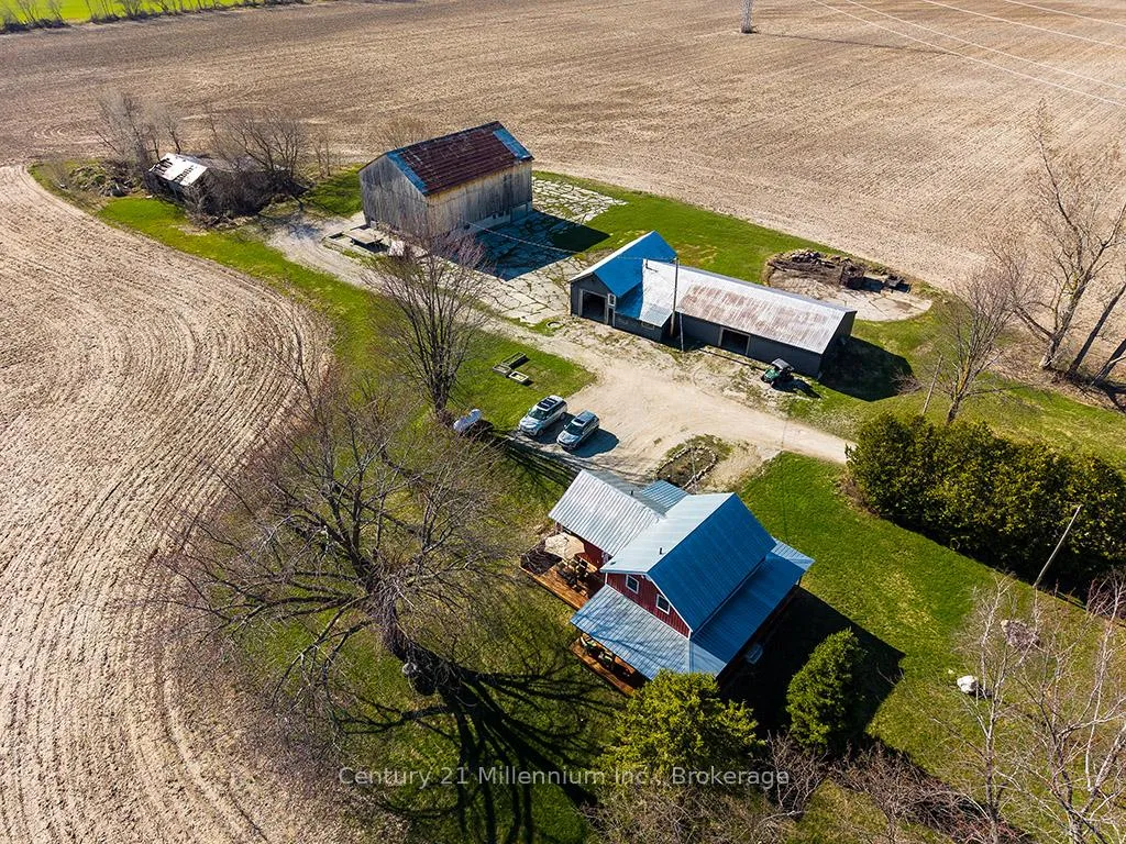 Photo 20 of 1990 3/4 Sunnidale Side Road, Clearview, Stayner — HOMEH