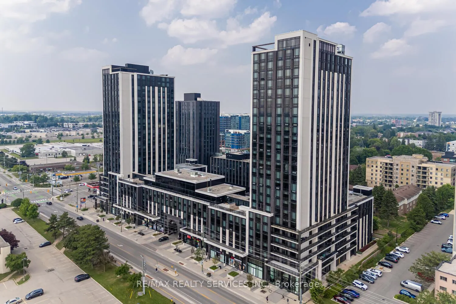 Photo 2 of Unit 1736, 145 Columbia Street, Waterloo, Downtown Waterloo — HOMEH