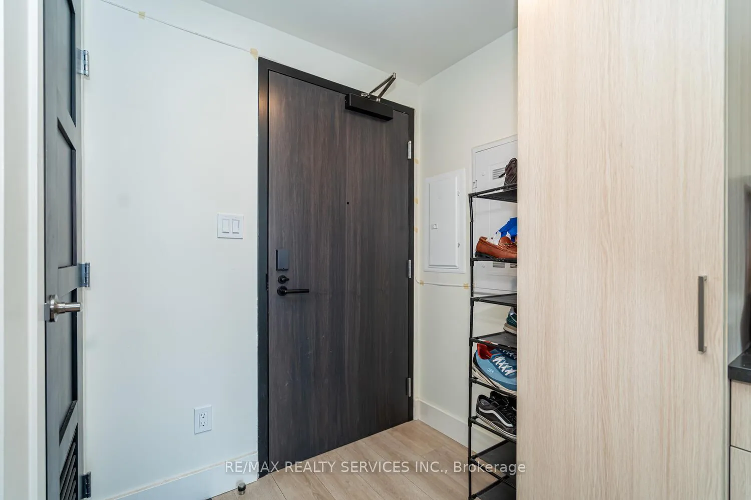 Photo 12 of Unit 1736, 145 Columbia Street, Waterloo, Downtown Waterloo — HOMEH