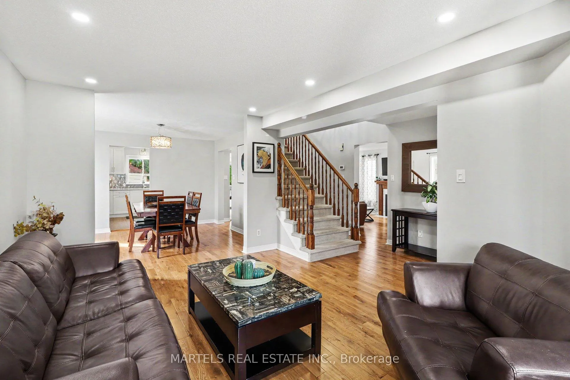Photo 3 of 1113 Saint-Emmanuel Terrace, Ottawa, Convent Glen North — HOMEH