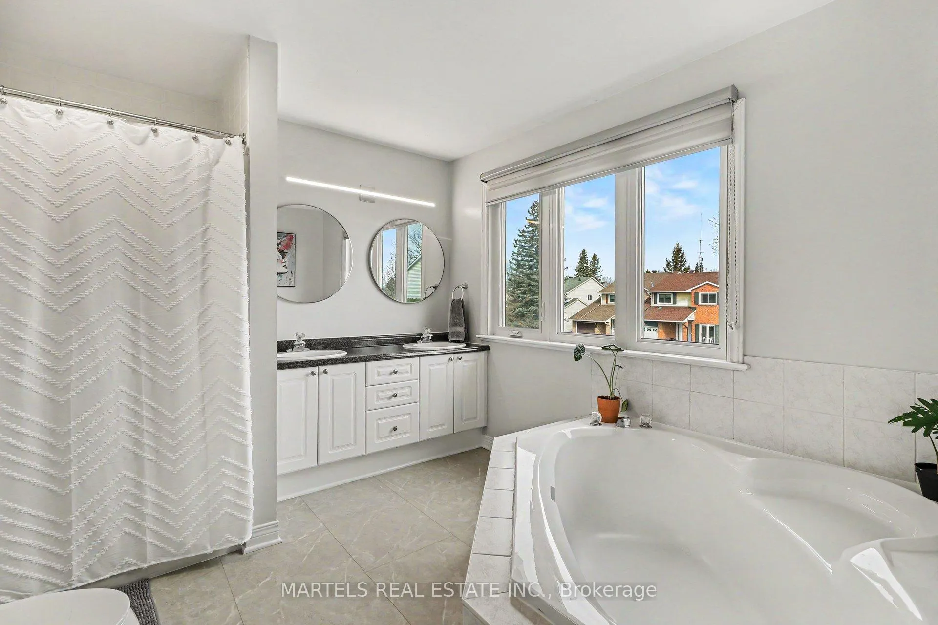 Photo 14 of 1113 Saint-Emmanuel Terrace, Ottawa, Convent Glen North — HOMEH