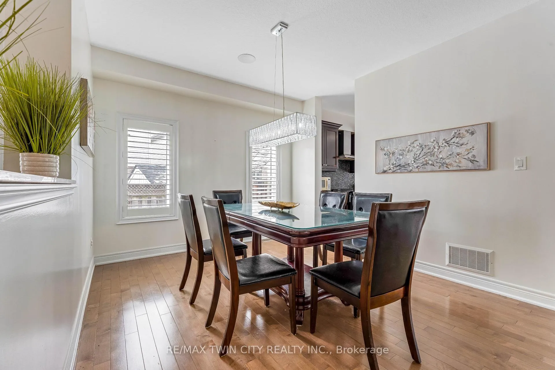 Photo 5 of 145 Redtail Street, Kitchener — HOMEH