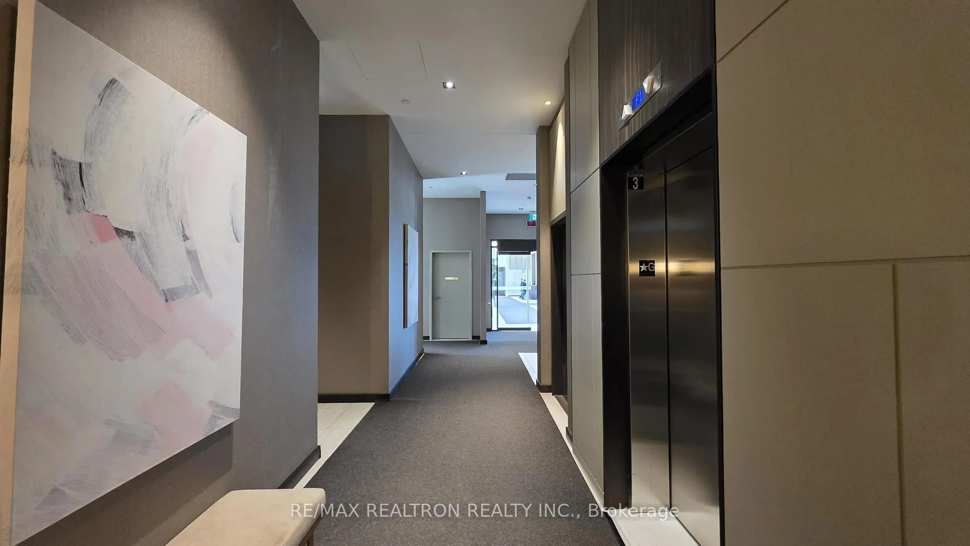 Photo 7 of Unit 608, 38 Honeycrisp Crescent, Vaughan, Vaughan Corporate Centre — HOMEH