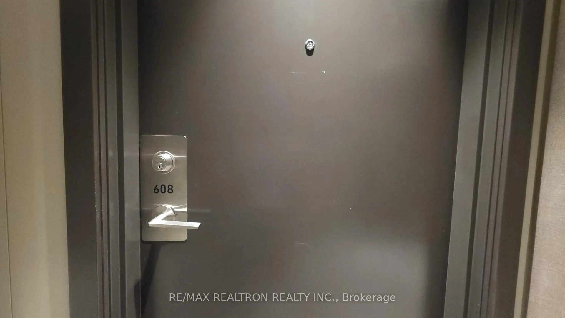 Photo 11 of Unit 608, 38 Honeycrisp Crescent, Vaughan, Vaughan Corporate Centre — HOMEH