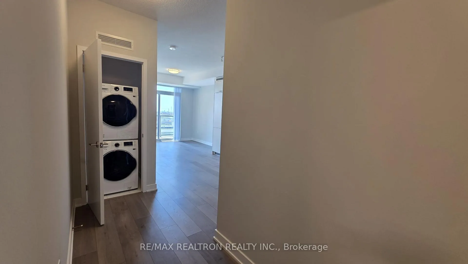 Photo 29 of Unit 608, 38 Honeycrisp Crescent, Vaughan, Vaughan Corporate Centre — HOMEH
