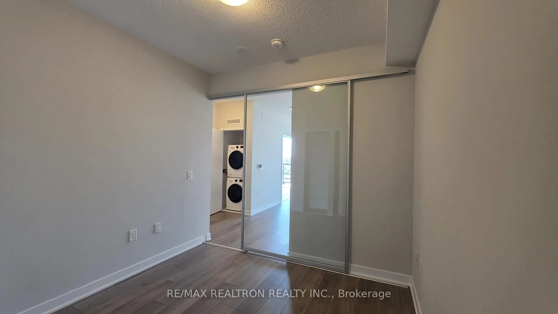 Photo 31 of Unit 608, 38 Honeycrisp Crescent, Vaughan, Vaughan Corporate Centre — HOMEH