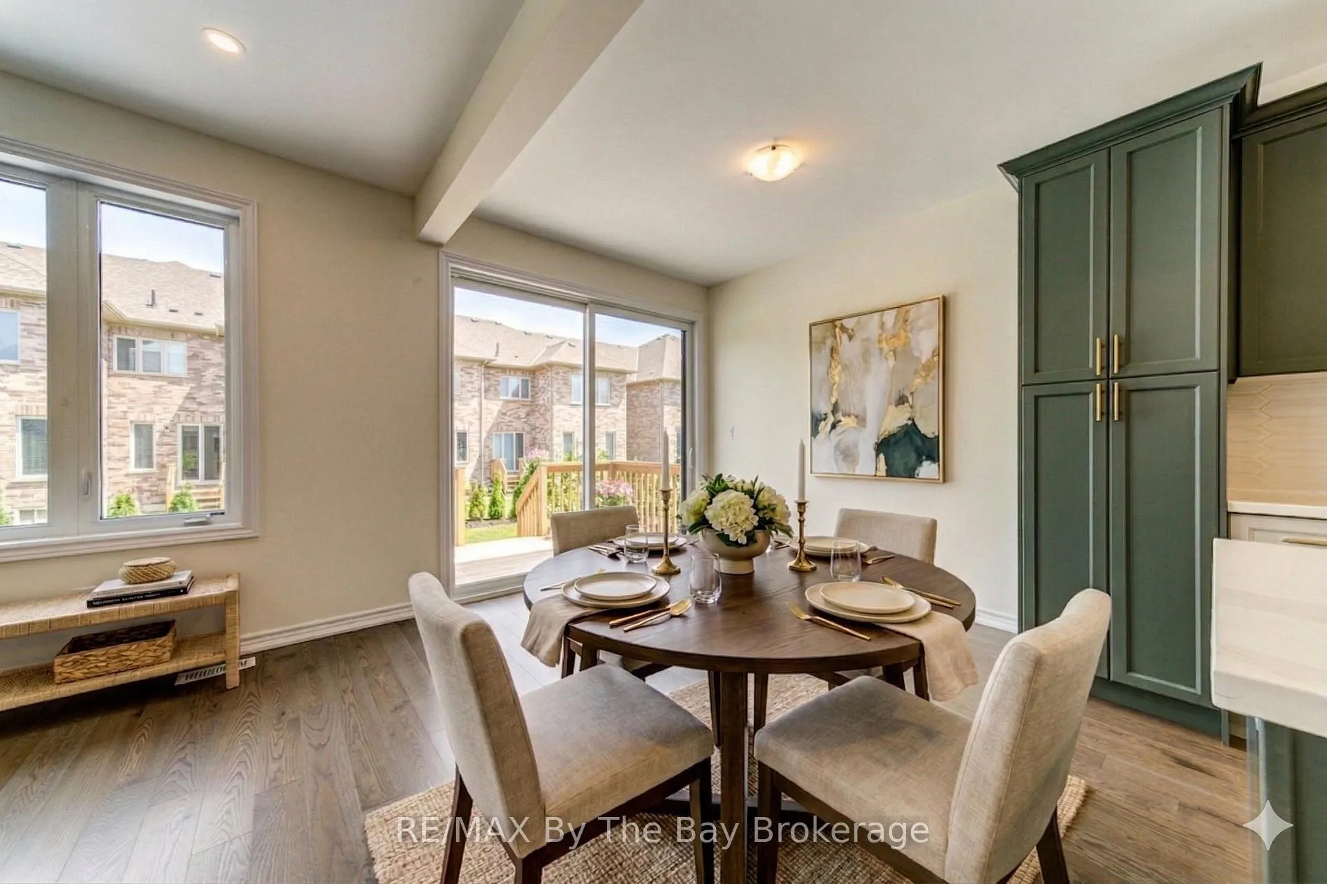 Photo 14 of 17 Sun Valley Avenue, Wasaga Beach — HOMEH