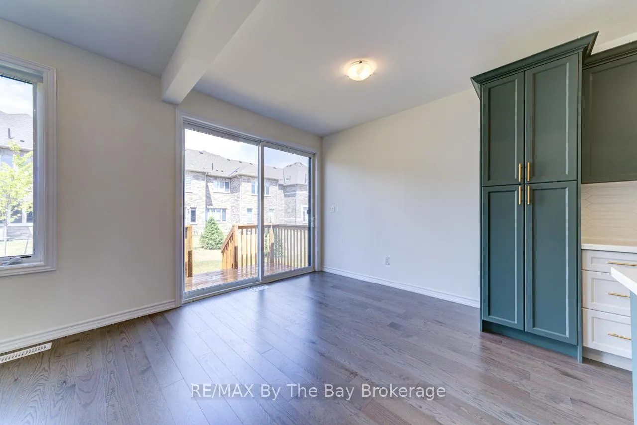 Photo 15 of 17 Sun Valley Avenue, Wasaga Beach — HOMEH