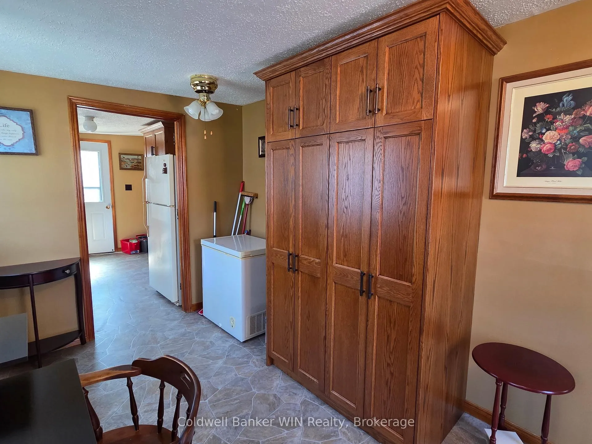 Photo 3 of 19 York Mews, Minto — HOMEH