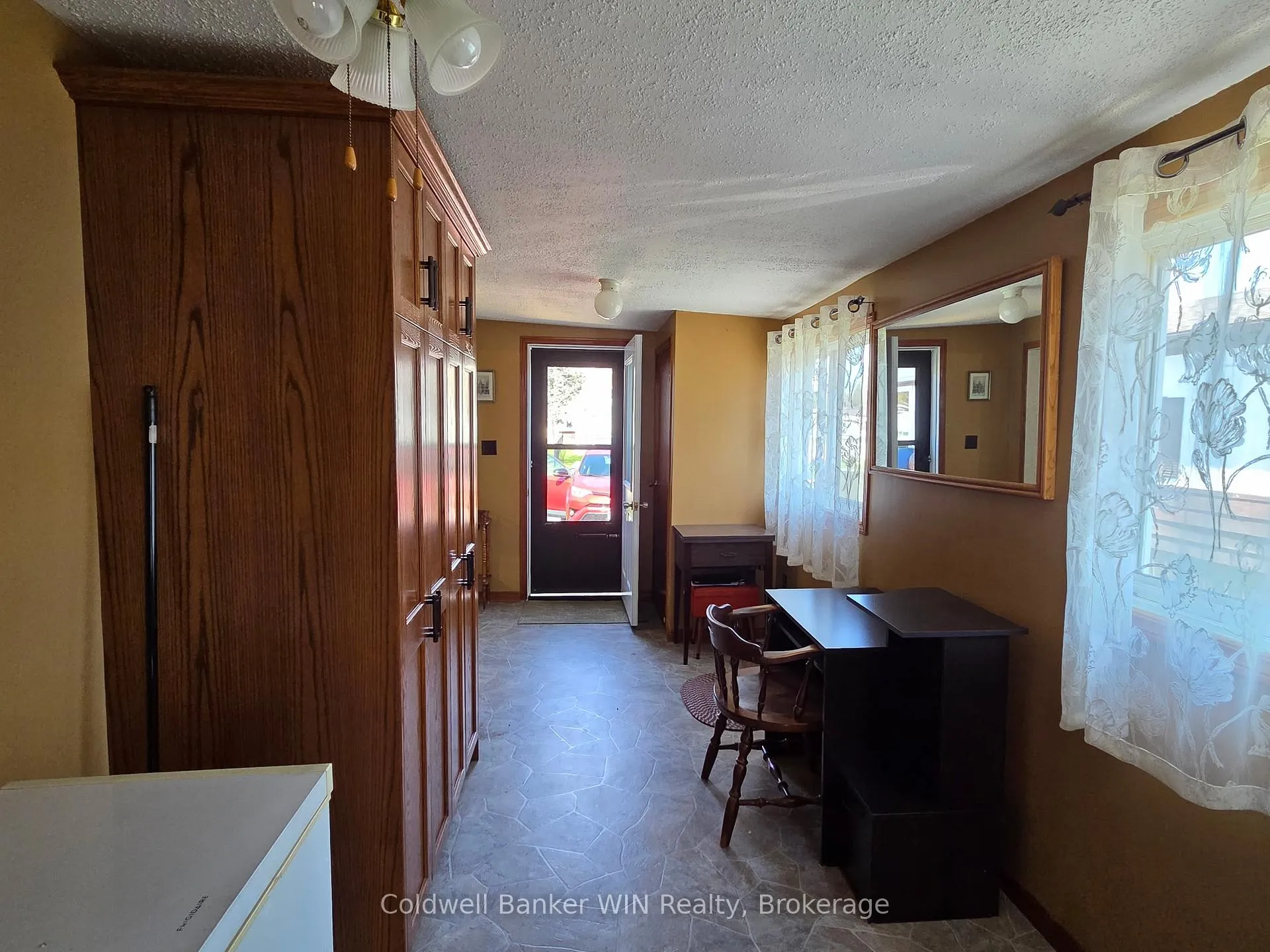 Photo 5 of 19 York Mews, Minto — HOMEH