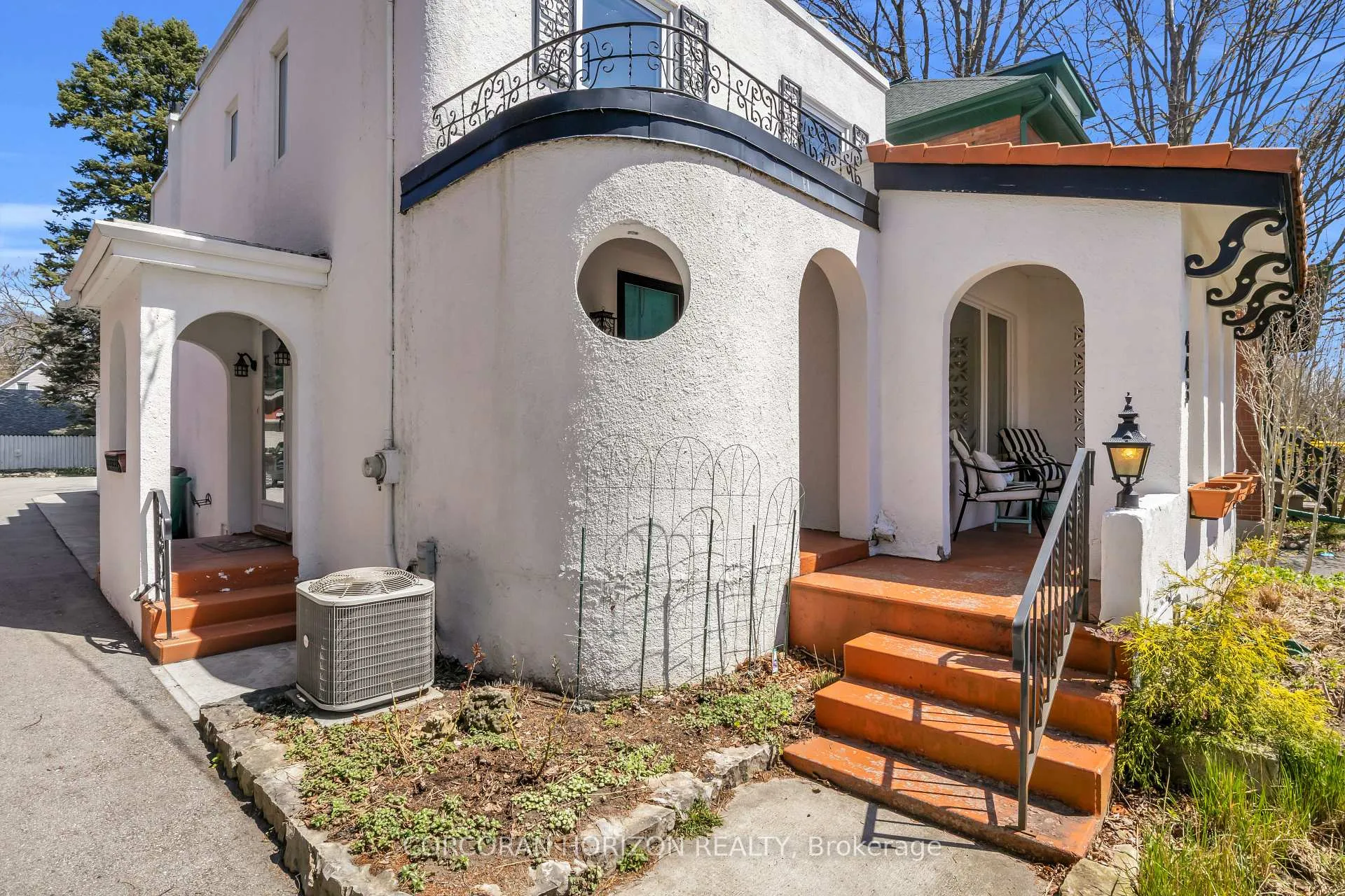 Photo 4 of 443 Duke Street, Waterloo — HOMEH