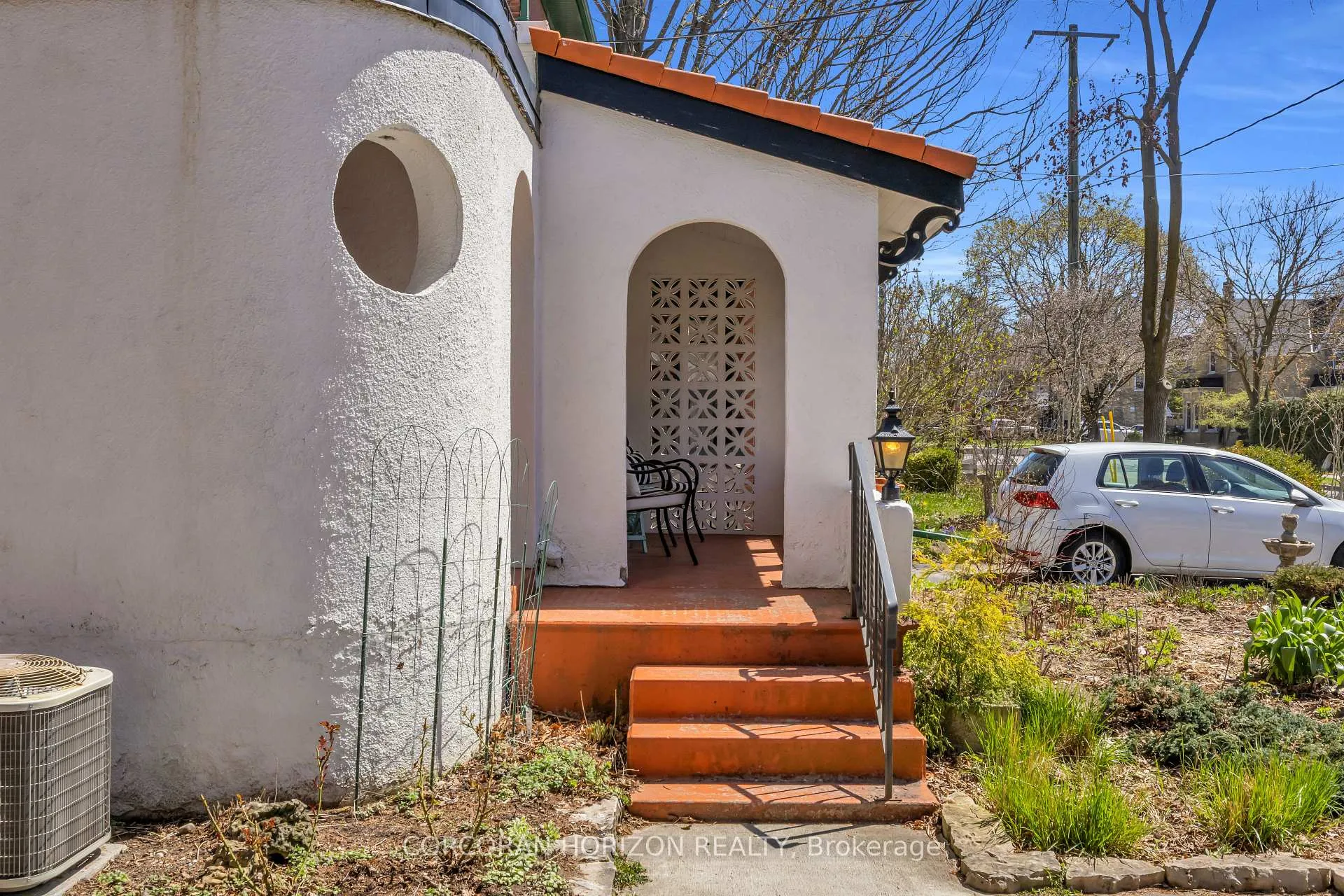 Photo 5 of 443 Duke Street, Waterloo — HOMEH