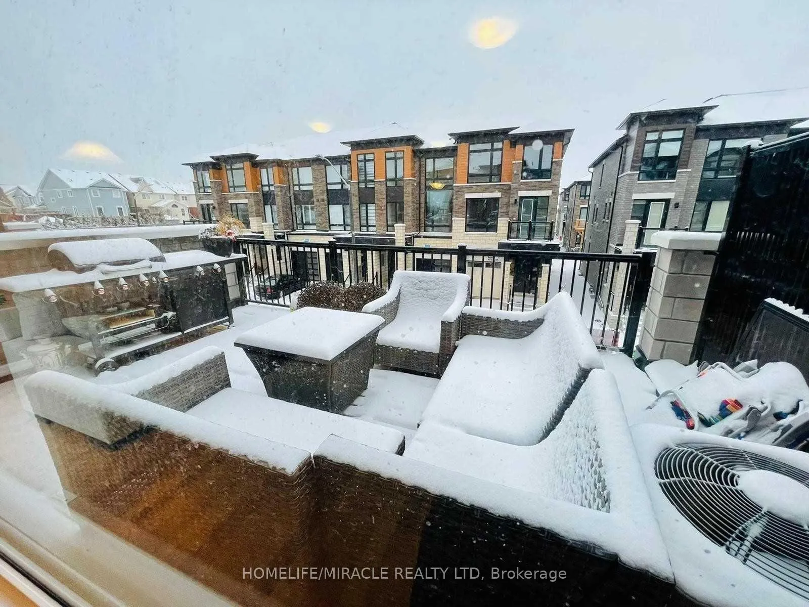 Photo 17 of 6723 Thickson Road N, Whitby, Brooklin — HOMEH