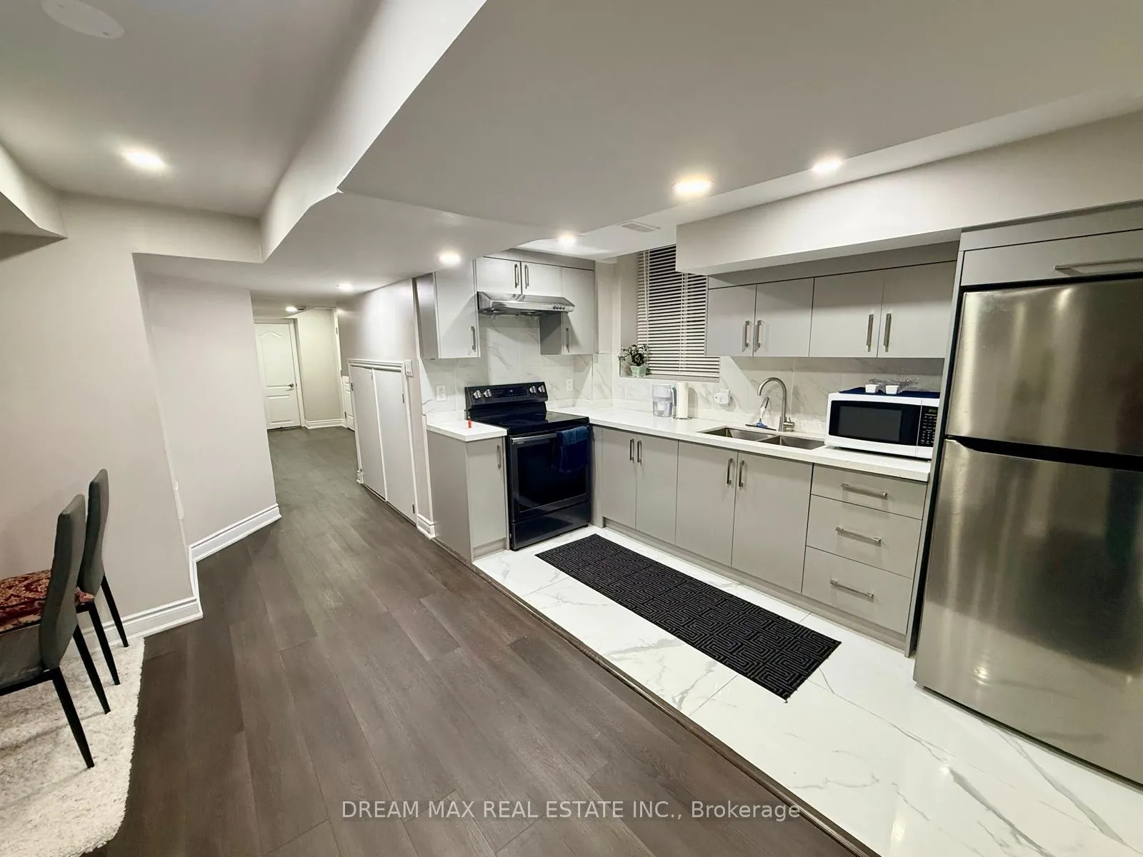 Photo 6 of 29 Nomad Crescent W, Brampton, Bram West — HOMEH