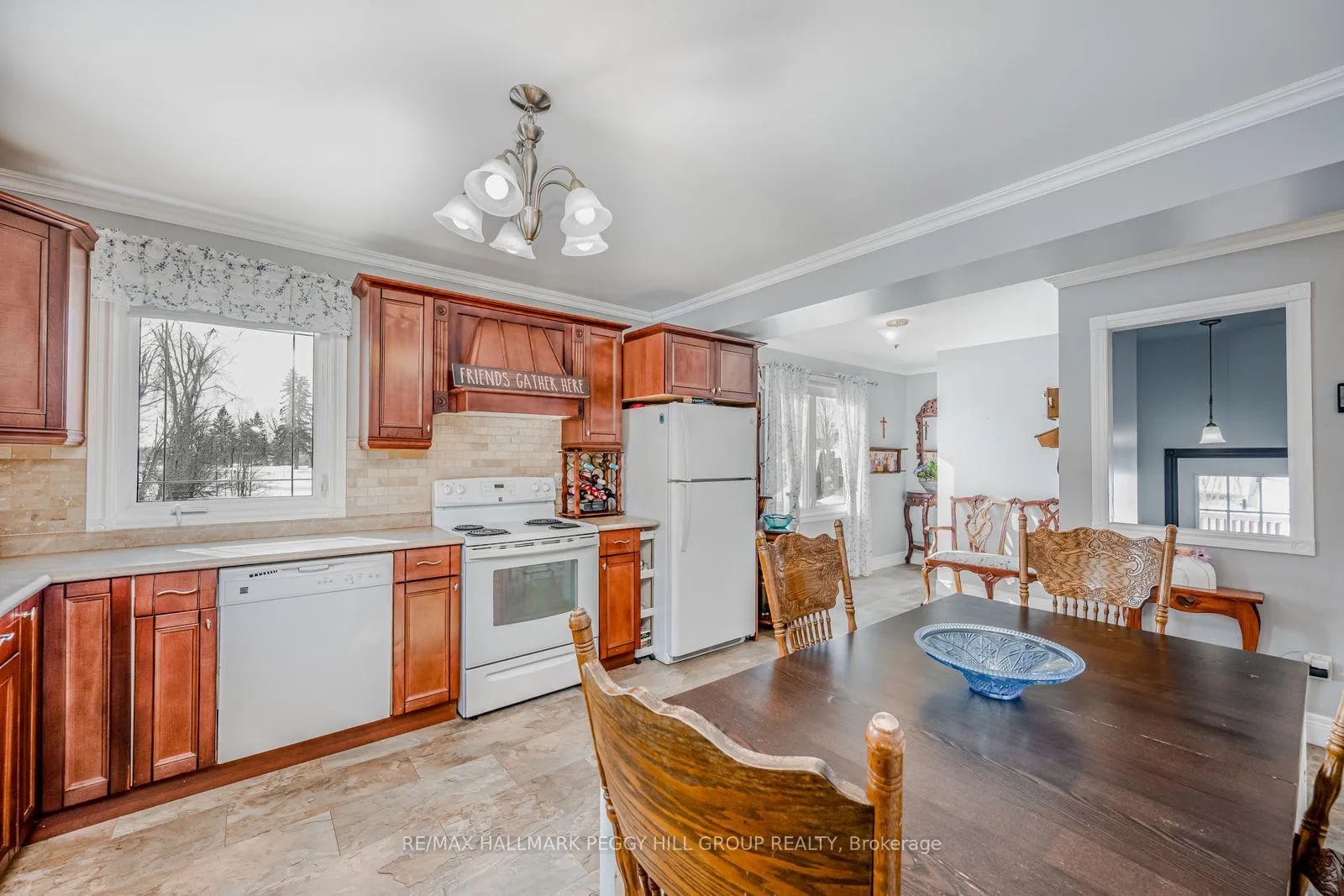 Photo 5 of 2290 11 Highway S, Oro-Medonte, Guthrie — HOMEH