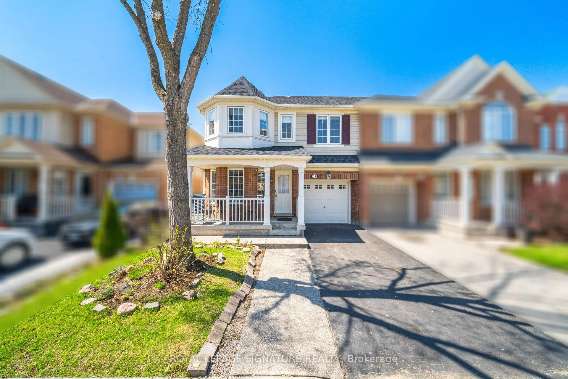 Photo 2 of 12 Tawnie Crescent, Brampton, Credit Valley — HOMEH