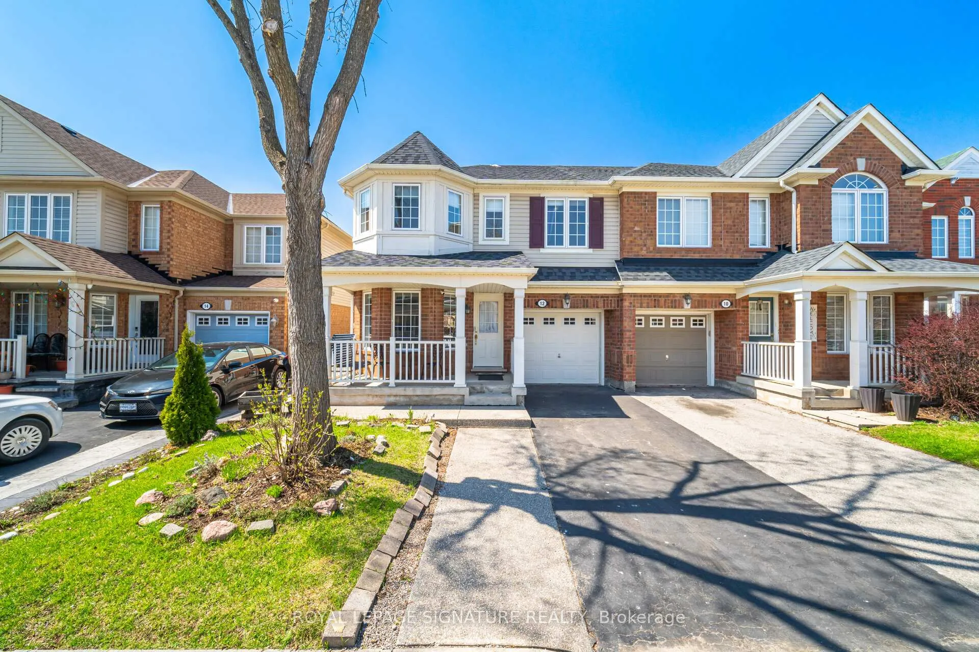 Photo 3 of 12 Tawnie Crescent, Brampton, Credit Valley — HOMEH
