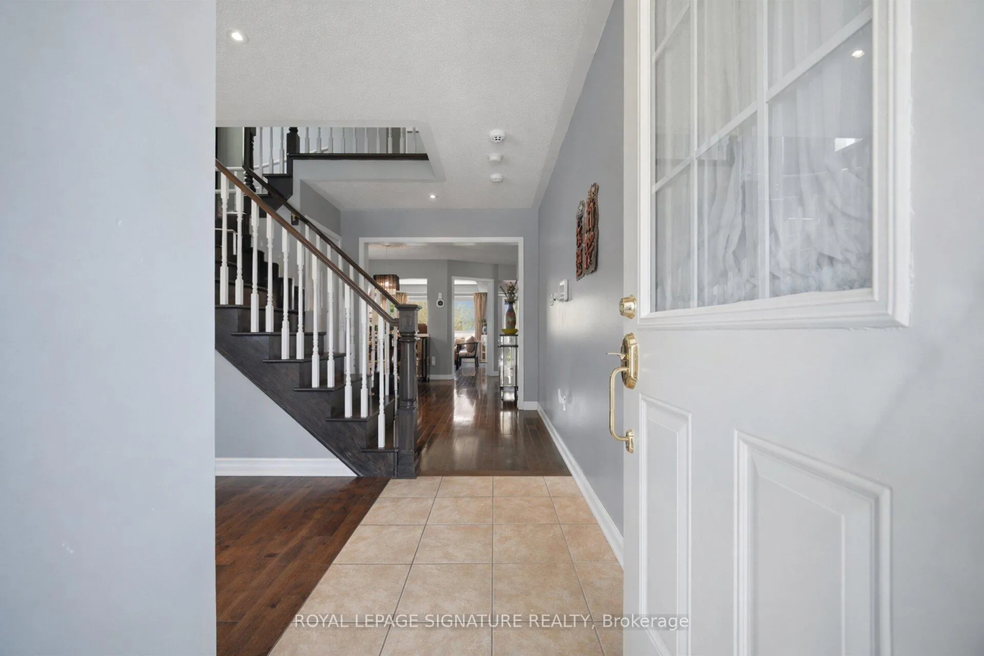 Photo 4 of 12 Tawnie Crescent, Brampton, Credit Valley — HOMEH