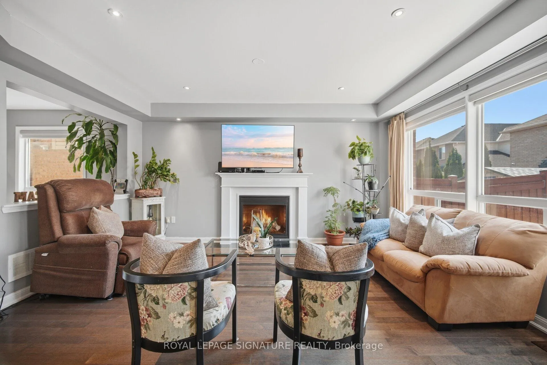 Photo 11 of 12 Tawnie Crescent, Brampton, Credit Valley — HOMEH