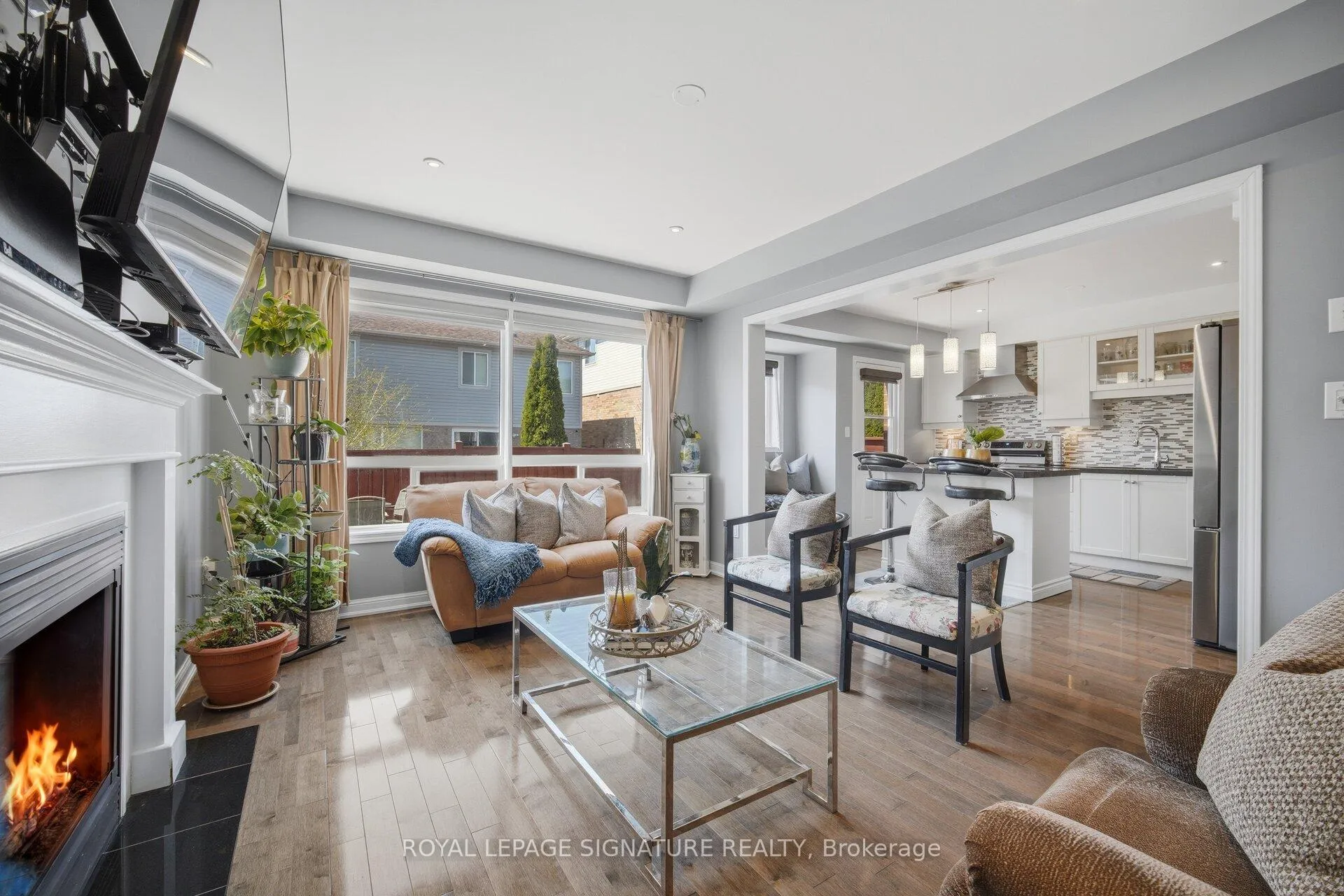 Photo 13 of 12 Tawnie Crescent, Brampton, Credit Valley — HOMEH