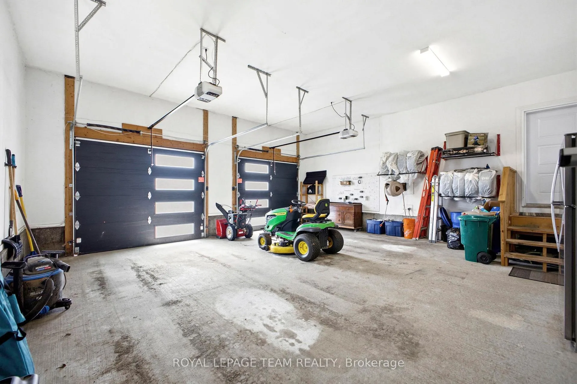 Photo 39 of 6775 Stanmore Street, Ottawa, Greely — HOMEH