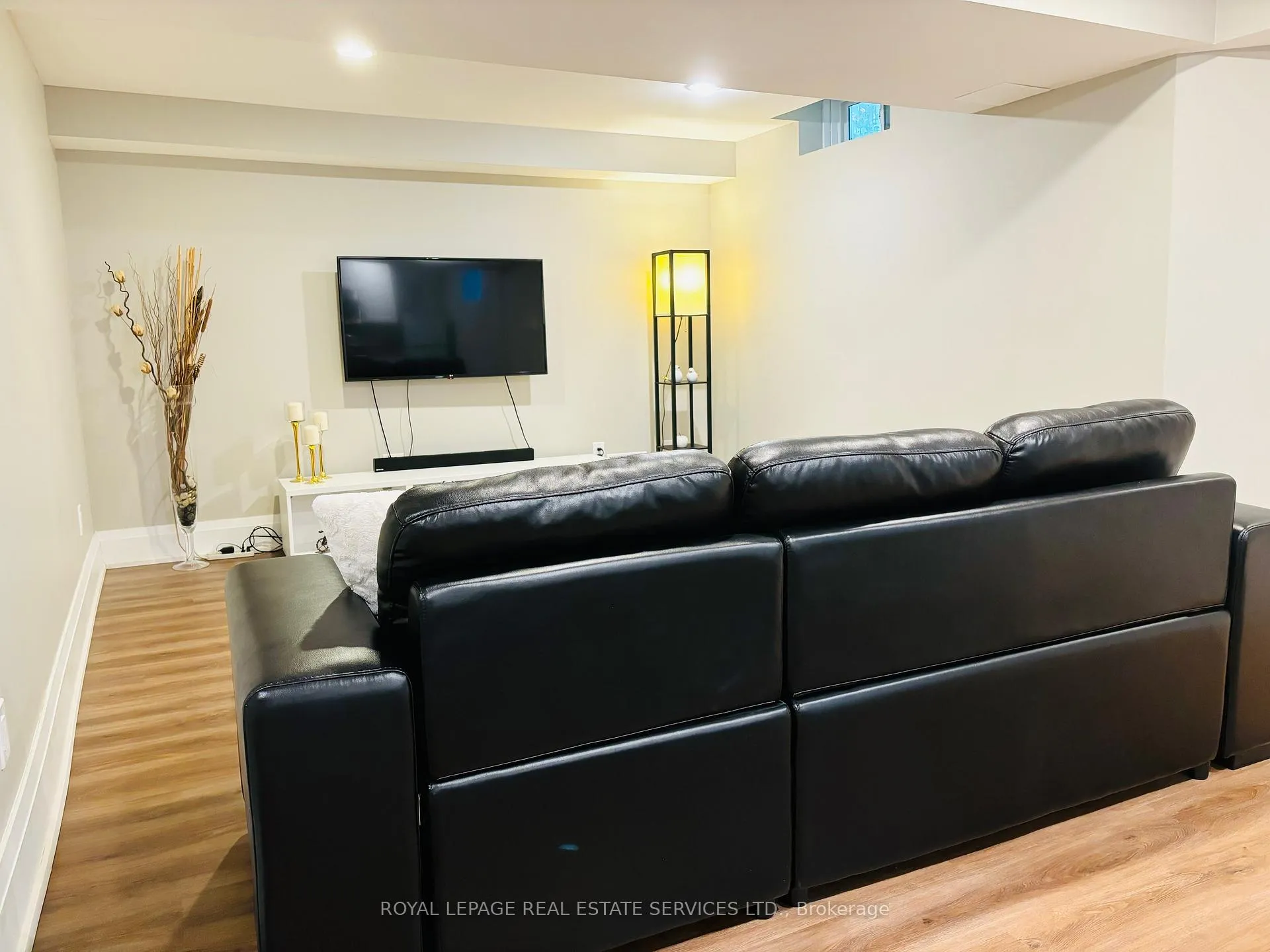 Photo 7 of Unit Lower Level, 1397 Heritage Way, Oakville, Glen Abbey — HOMEH