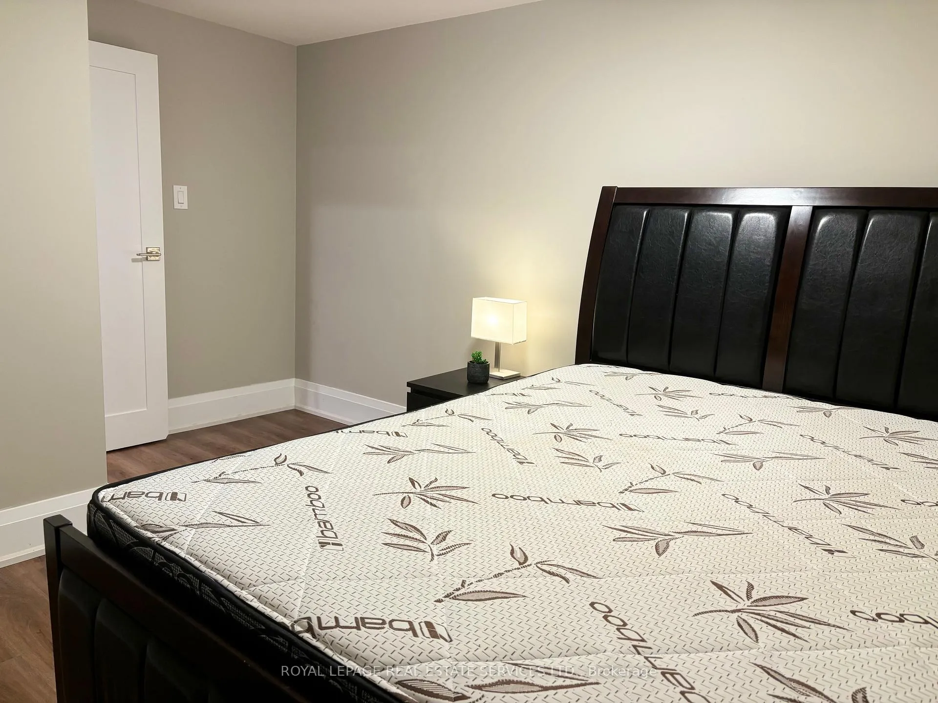 Photo 8 of Unit Lower Level, 1397 Heritage Way, Oakville, Glen Abbey — HOMEH