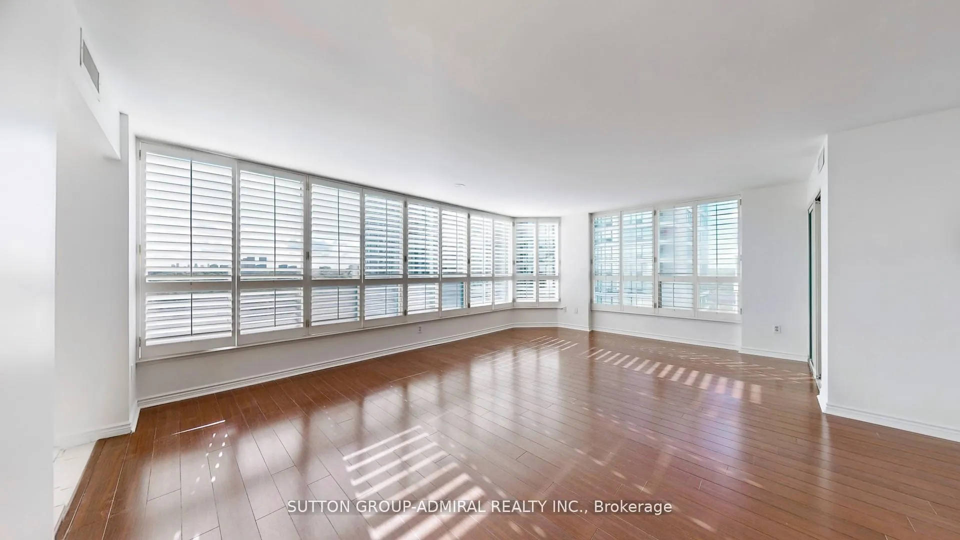 Photo 7 of Unit 1101, 7300 Yonge Street, Vaughan, Crestwood-Springfarm-Yorkhill — HOMEH