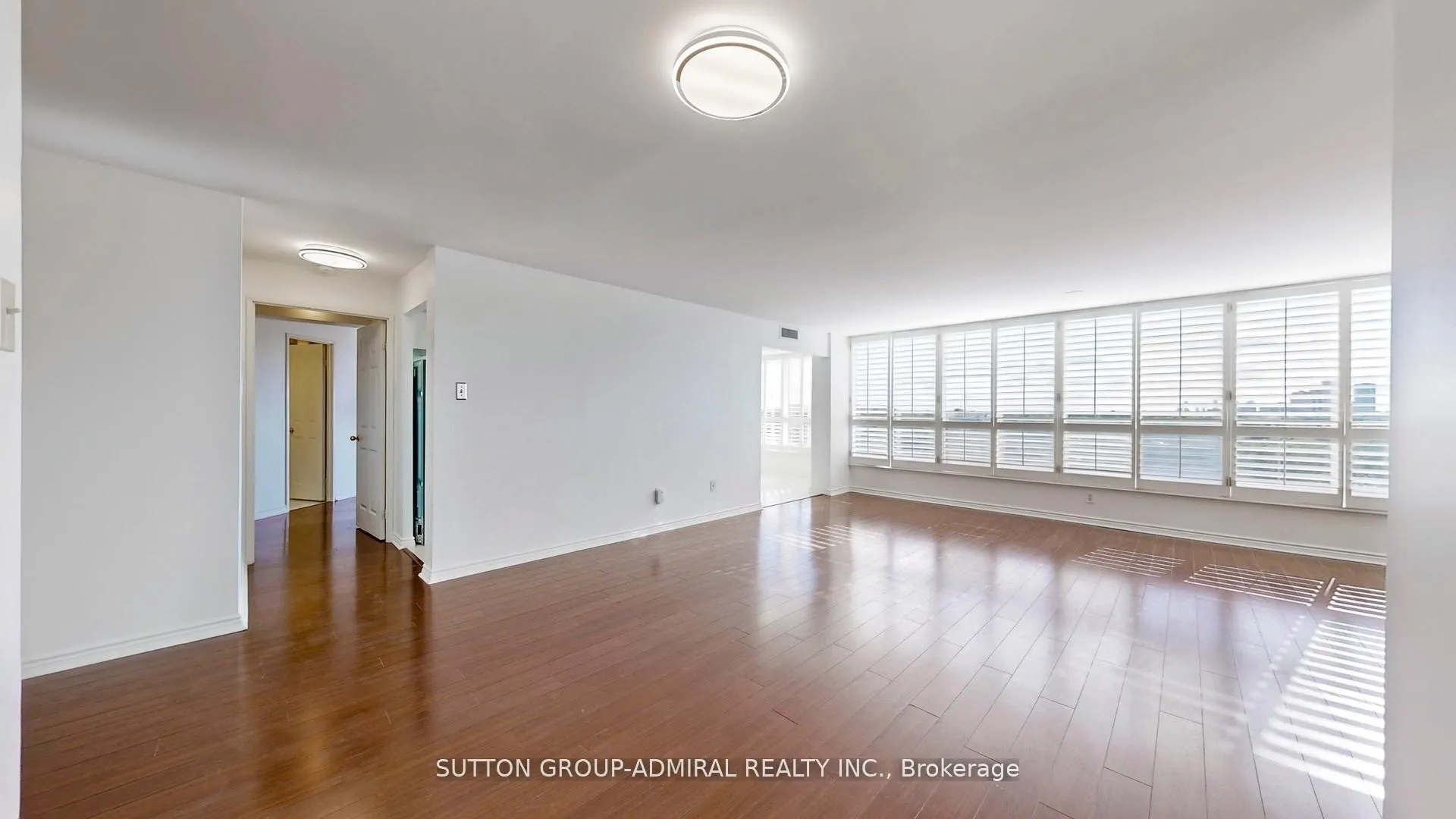Photo 9 of Unit 1101, 7300 Yonge Street, Vaughan, Crestwood-Springfarm-Yorkhill — HOMEH